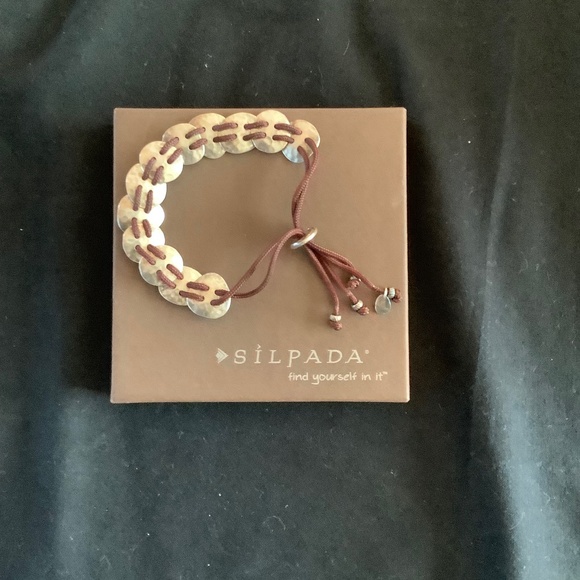 SIpada button up bracelet - Picture 2 of 2
